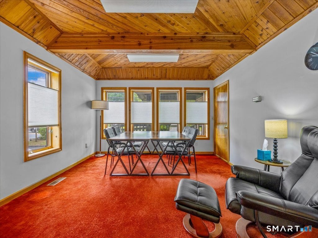 200 West Town Street Photo 1