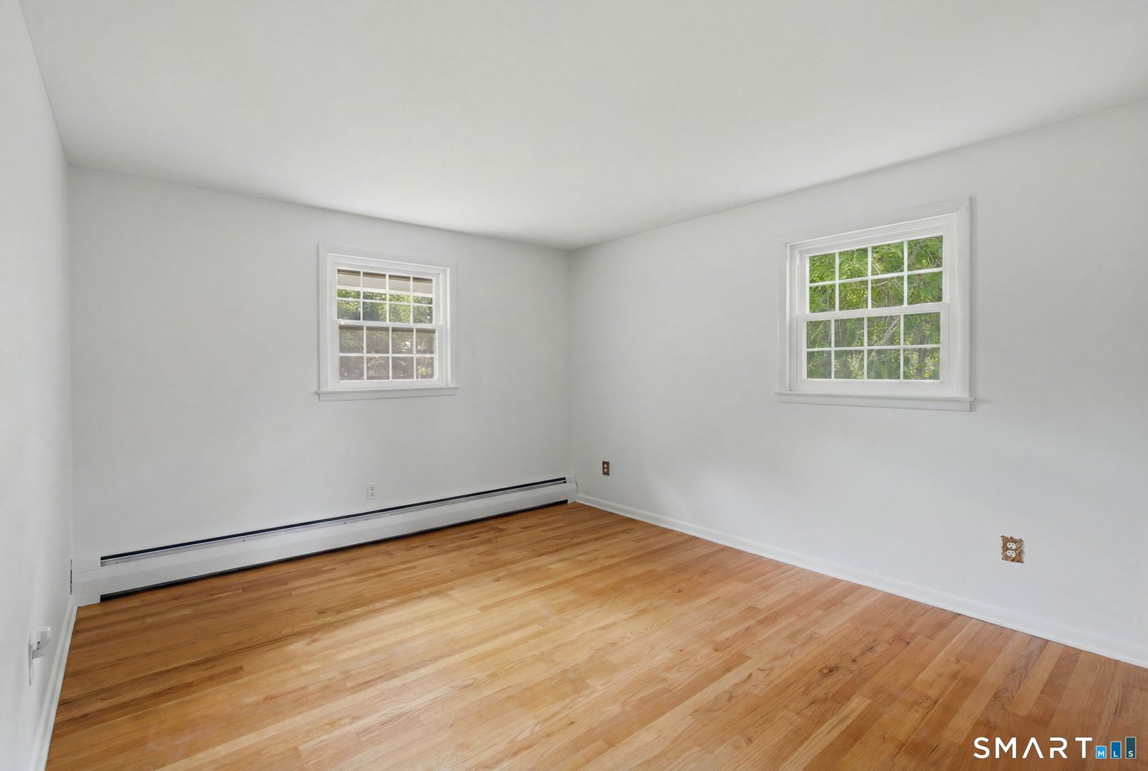 385 Cotton Hill Road Photo 16