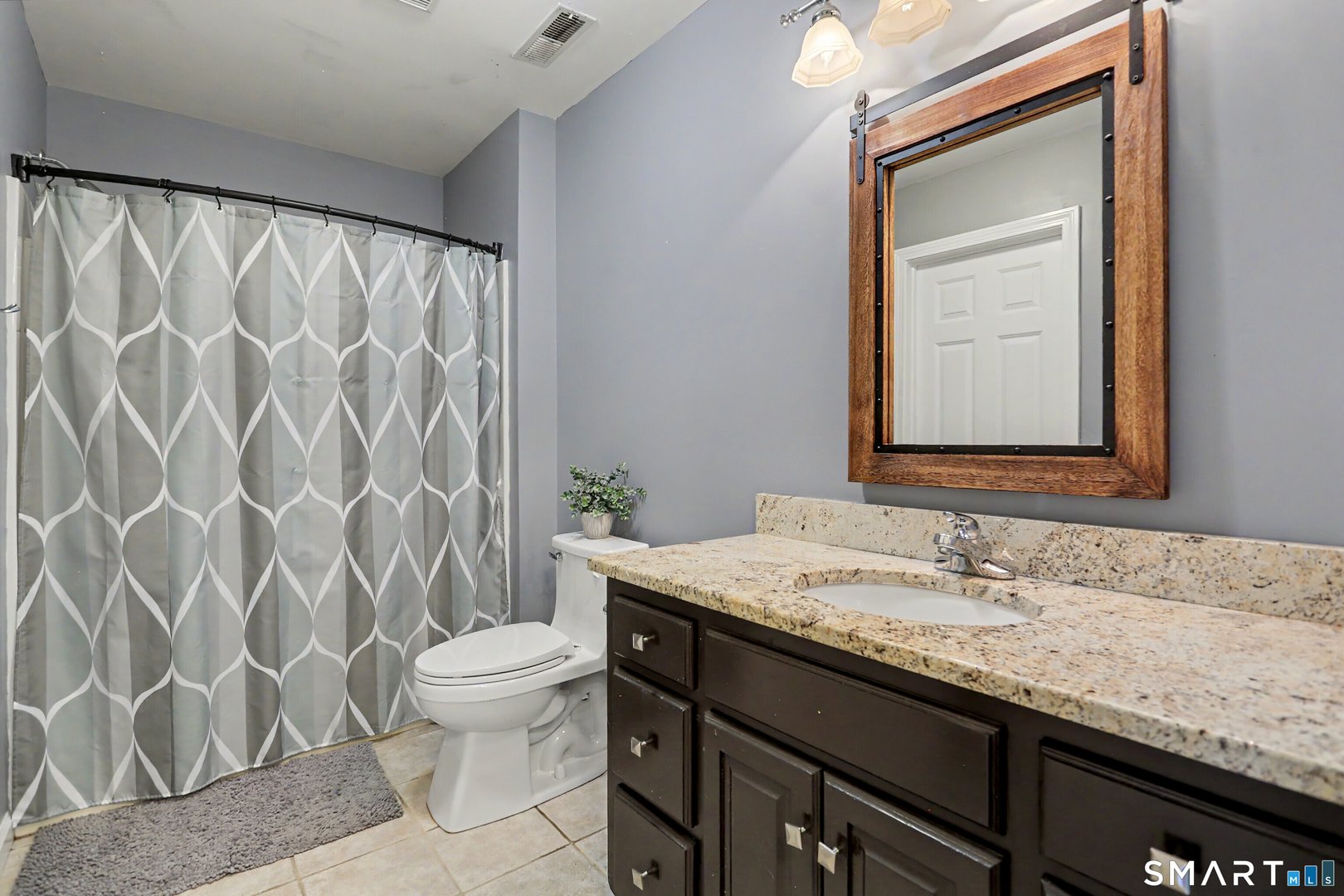 41 Grindstone Lane Photo 24