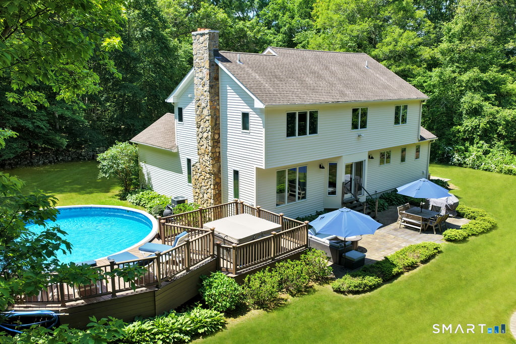73 Pine Woods Road Photo 2
