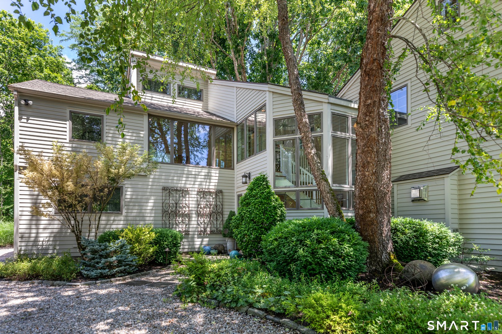 14 Flanders Lane Photo 5