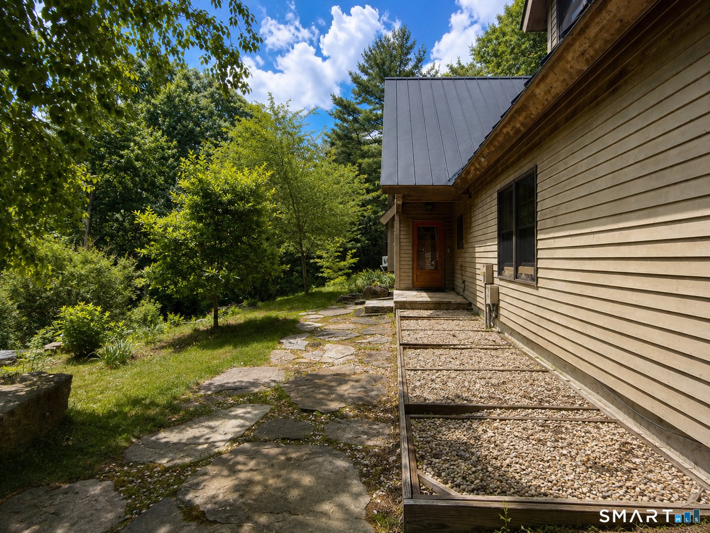 44 Pine Road Photo 7