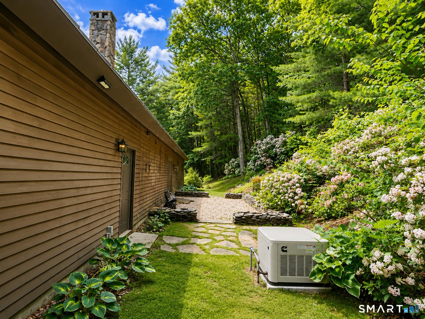 44 Pine Road Photo 11