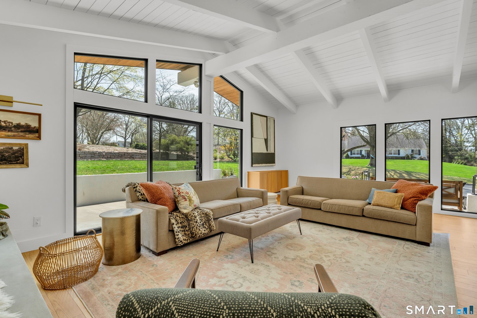 5 Windsor Road Photo 7