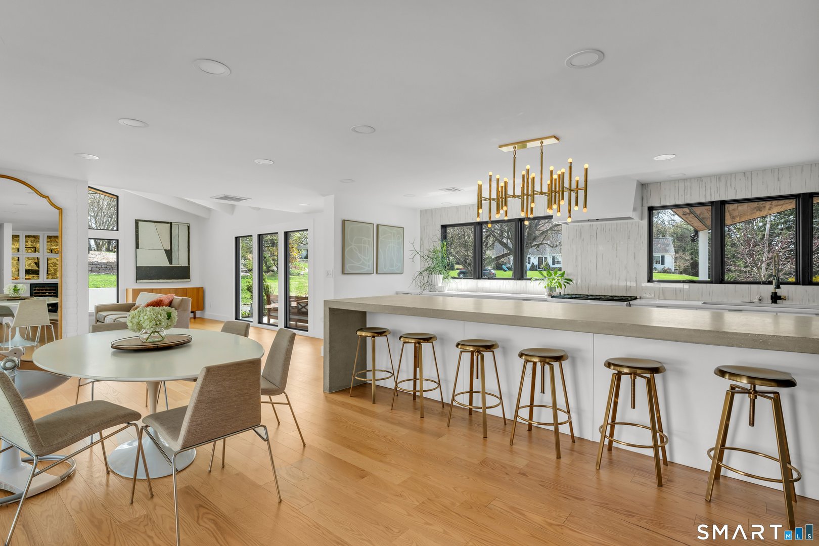 5 Windsor Road Photo 14