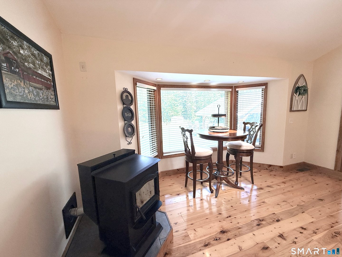 237 Wallens Hill Road Photo 21