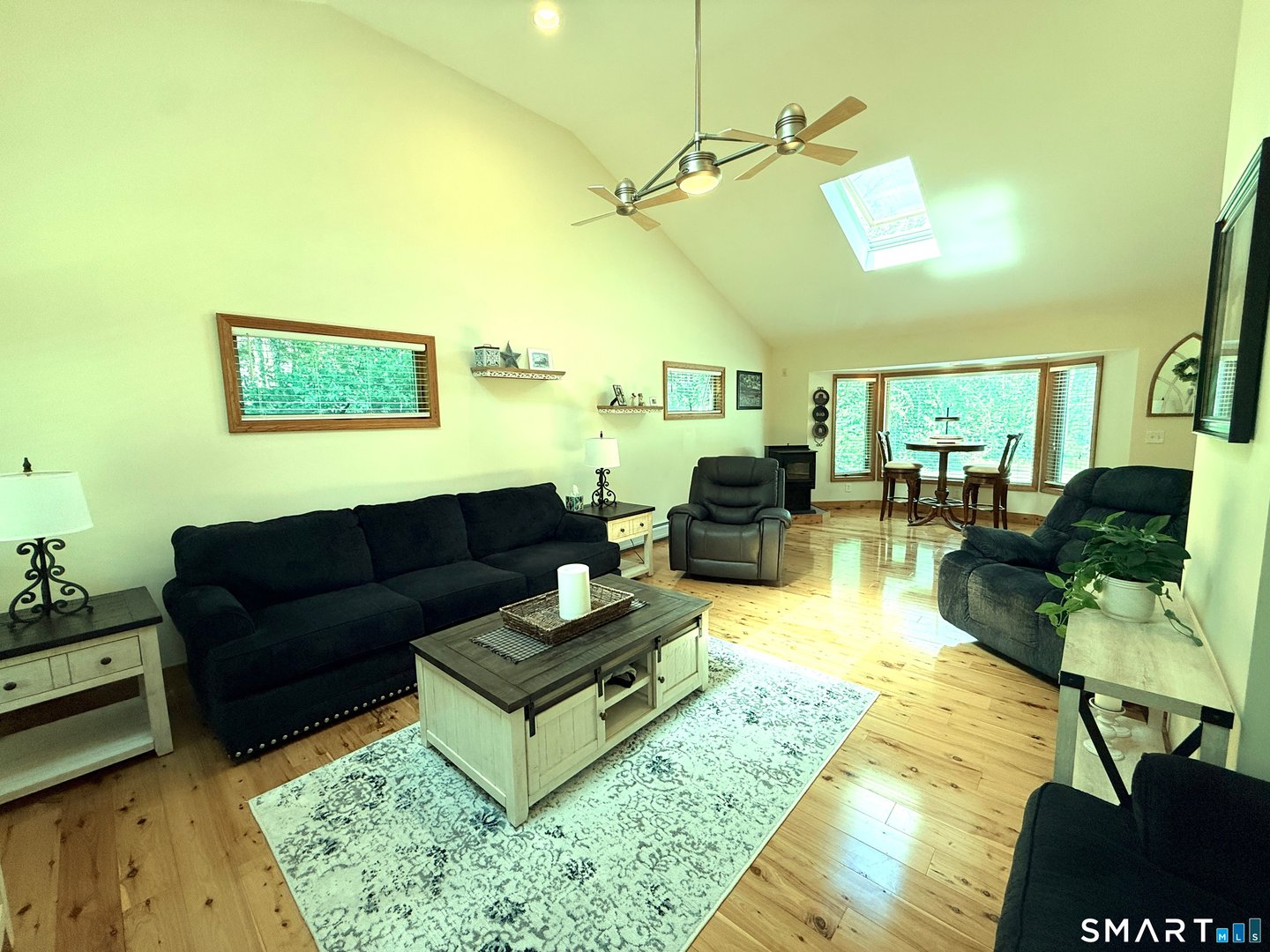 237 Wallens Hill Road Photo 23