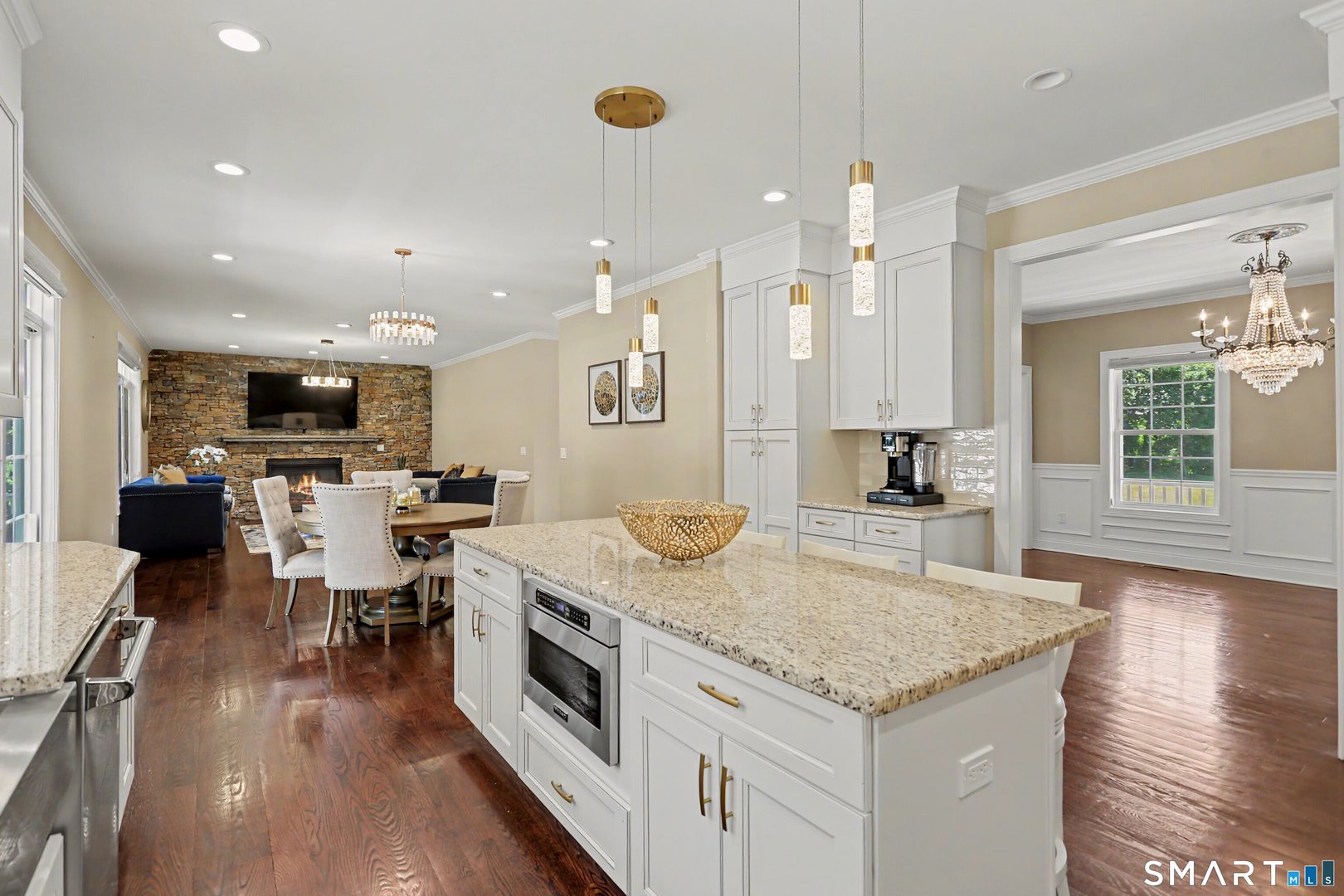 73 Candlewood Road Photo 13
