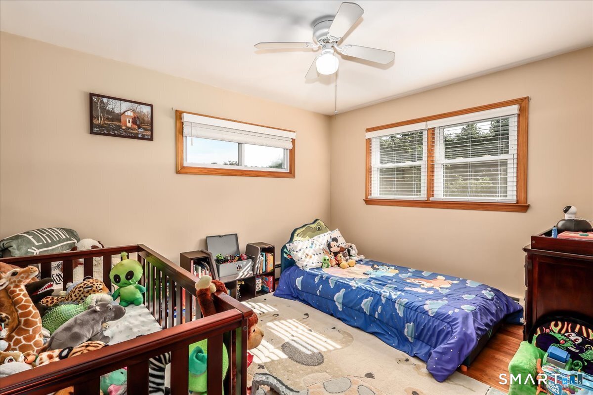 46 Jeanette Road Photo 16