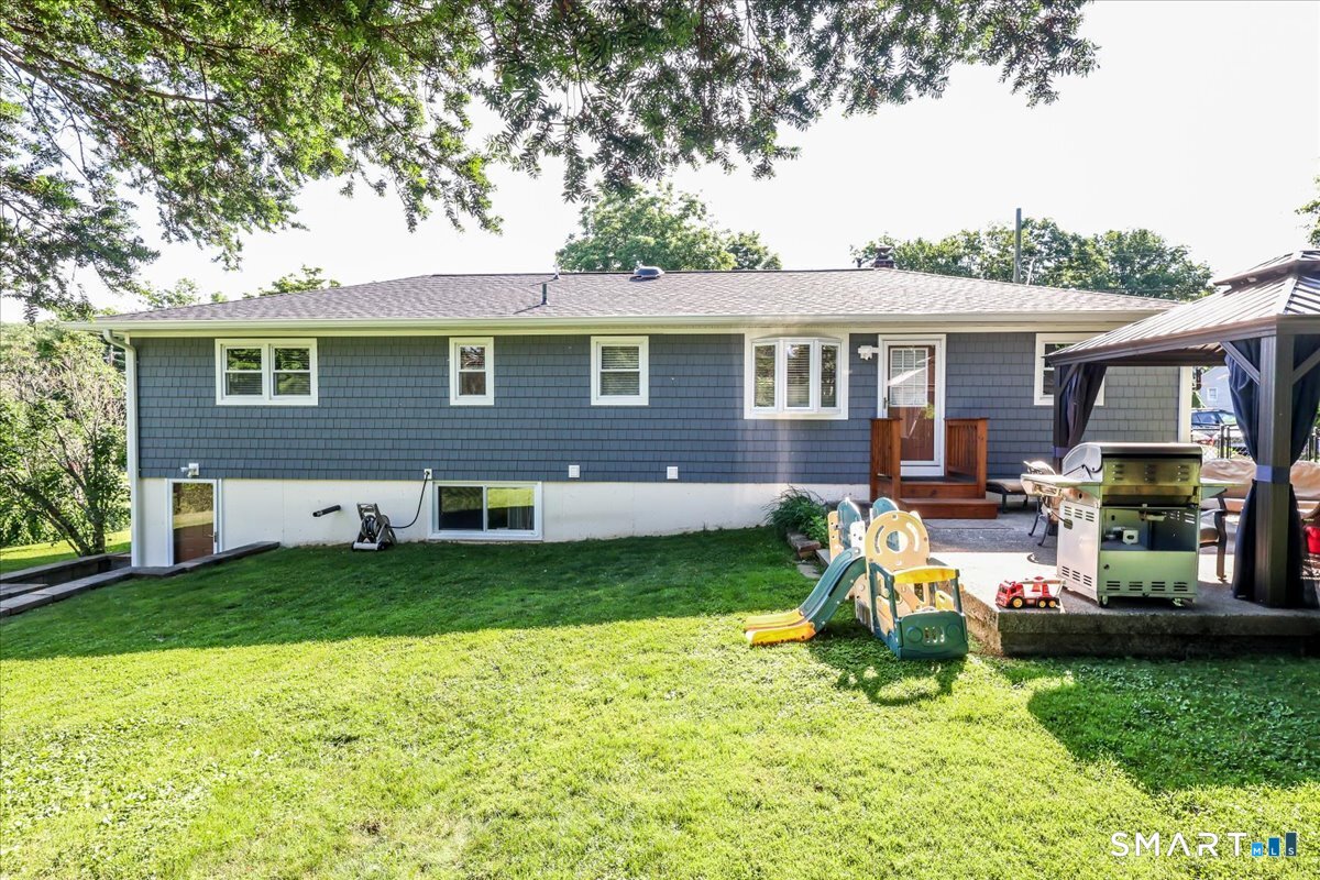 46 Jeanette Road Photo 26
