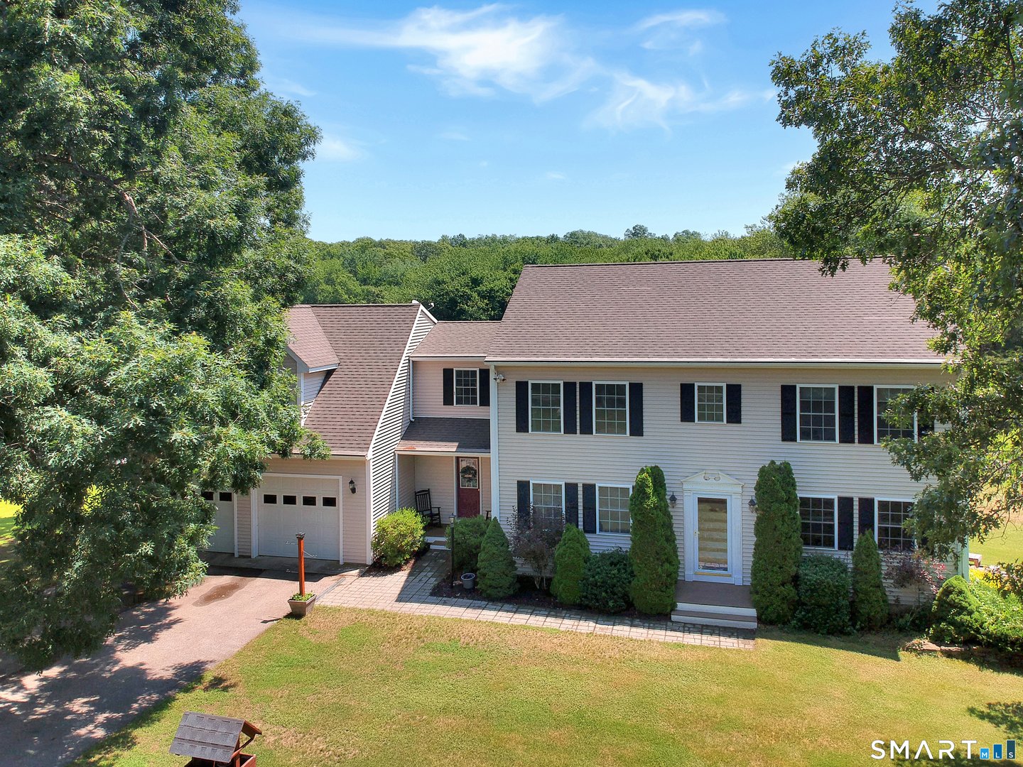 690 West Road Photo 2