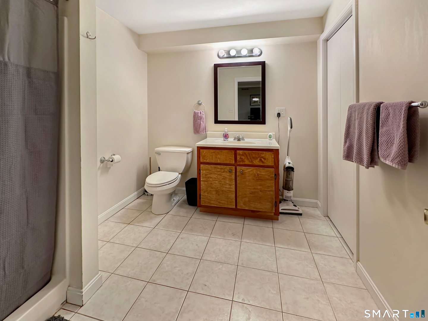 690 West Road Photo 38