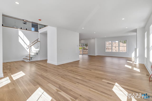 355 Spring Hill Road Photo 2