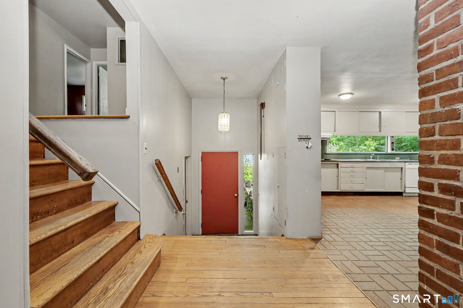 65 Whipple Road Photo 5