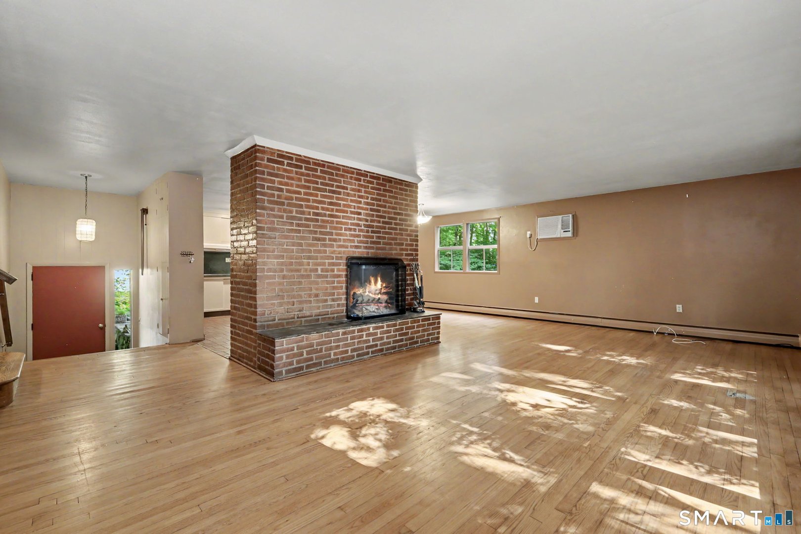 65 Whipple Road Photo 6