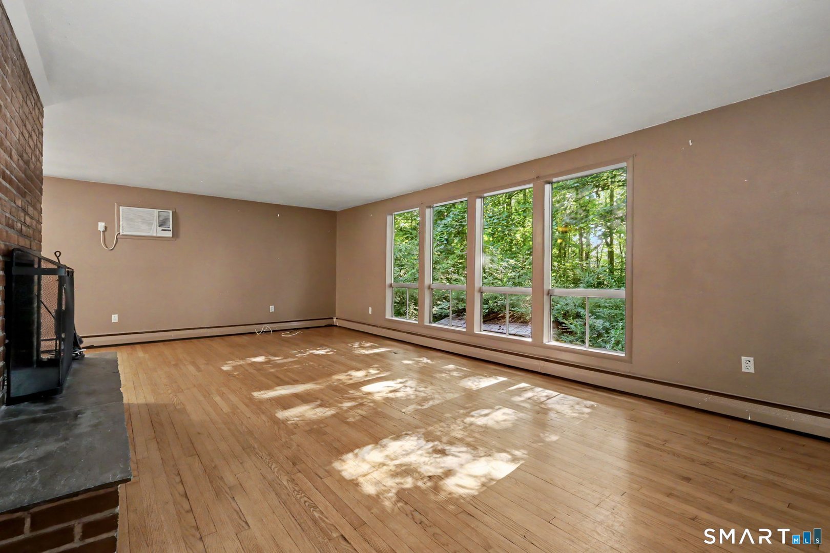 65 Whipple Road Photo 7