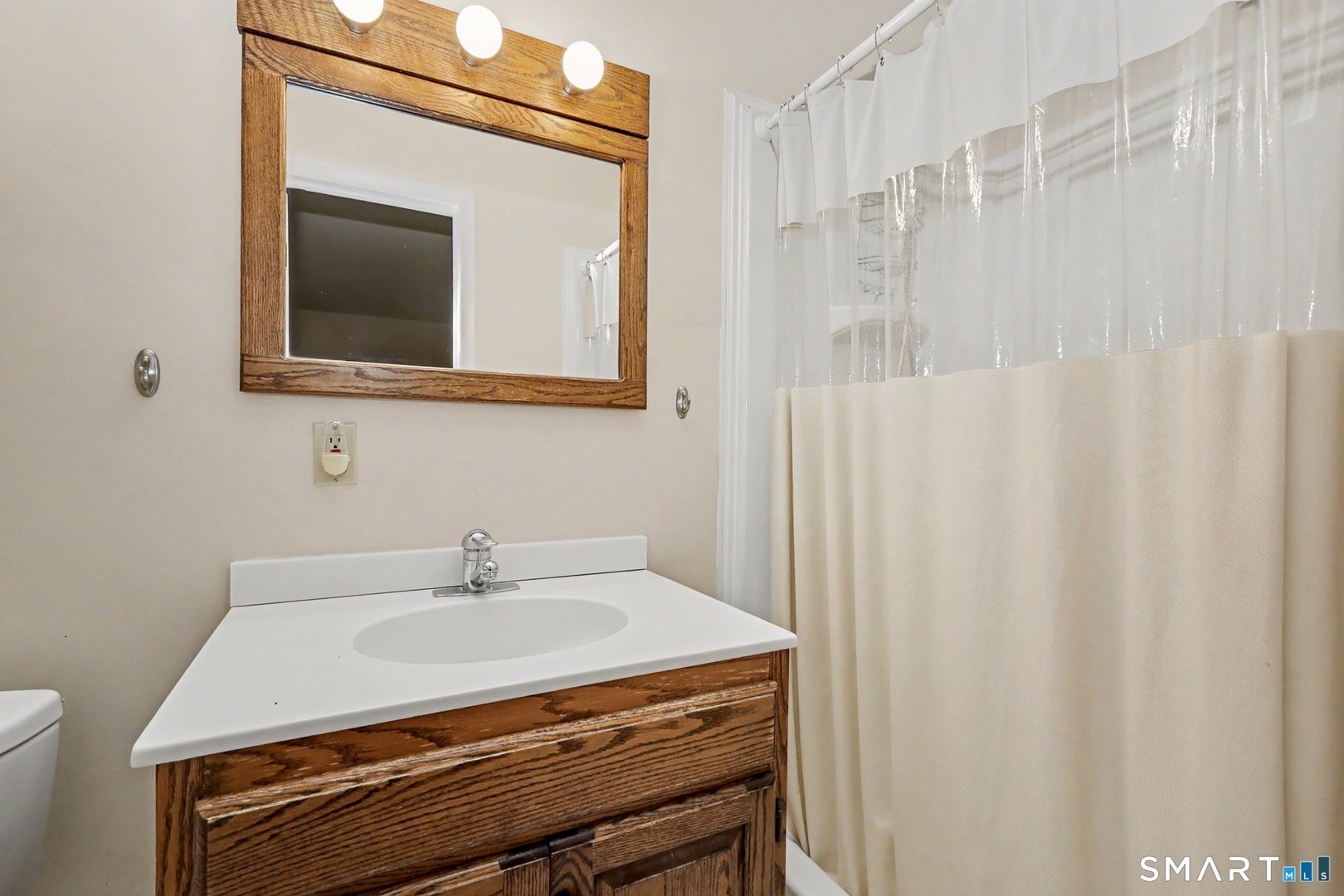 65 Whipple Road Photo 13