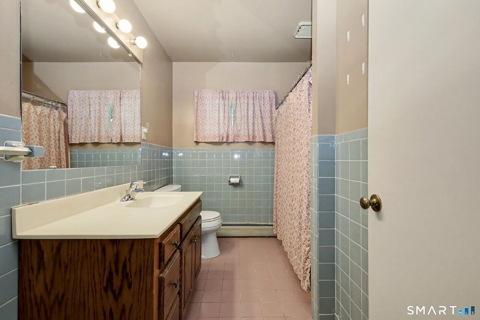 65 Whipple Road Photo 14