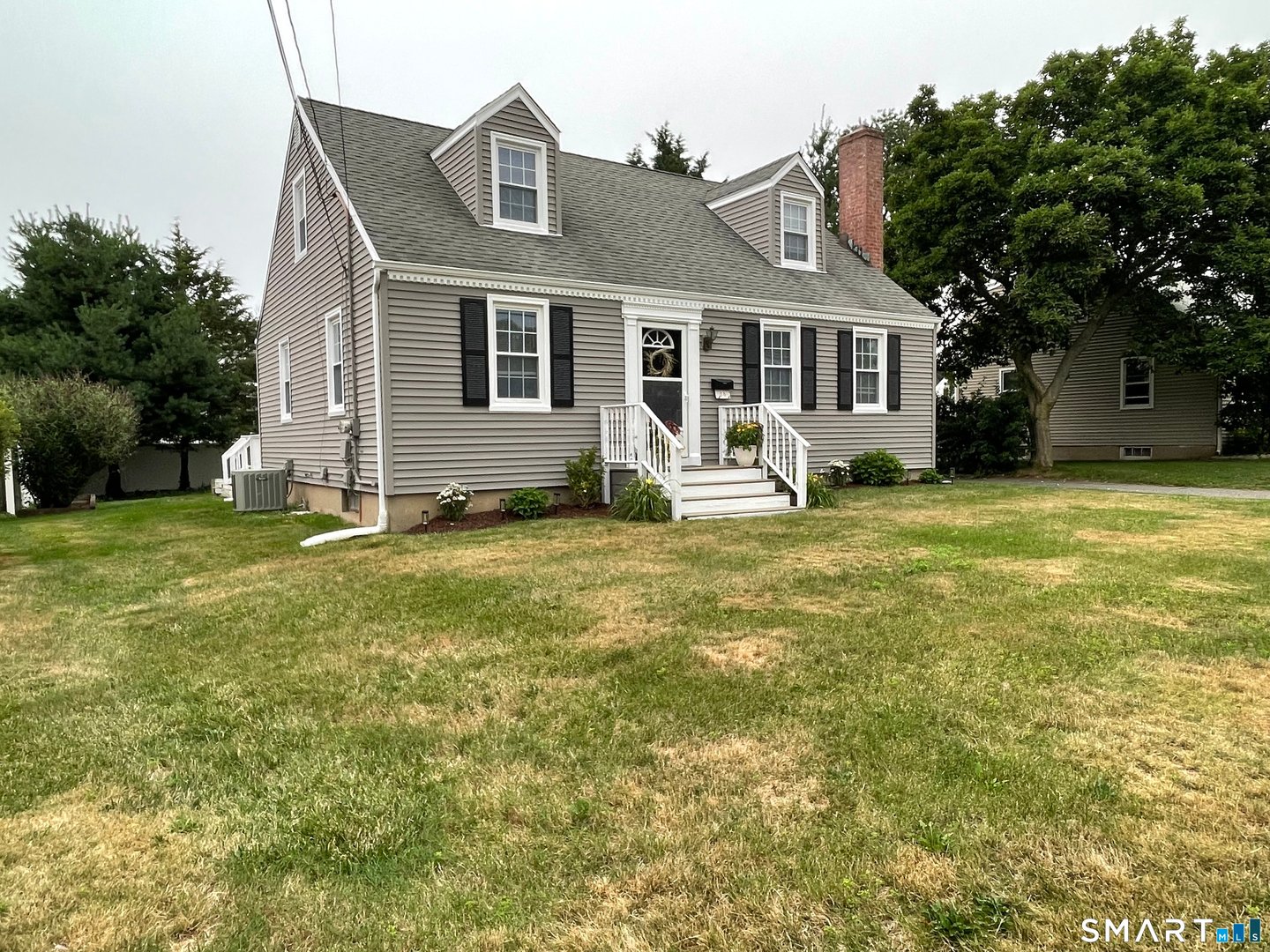 86 Ferndale Avenue Photo 4