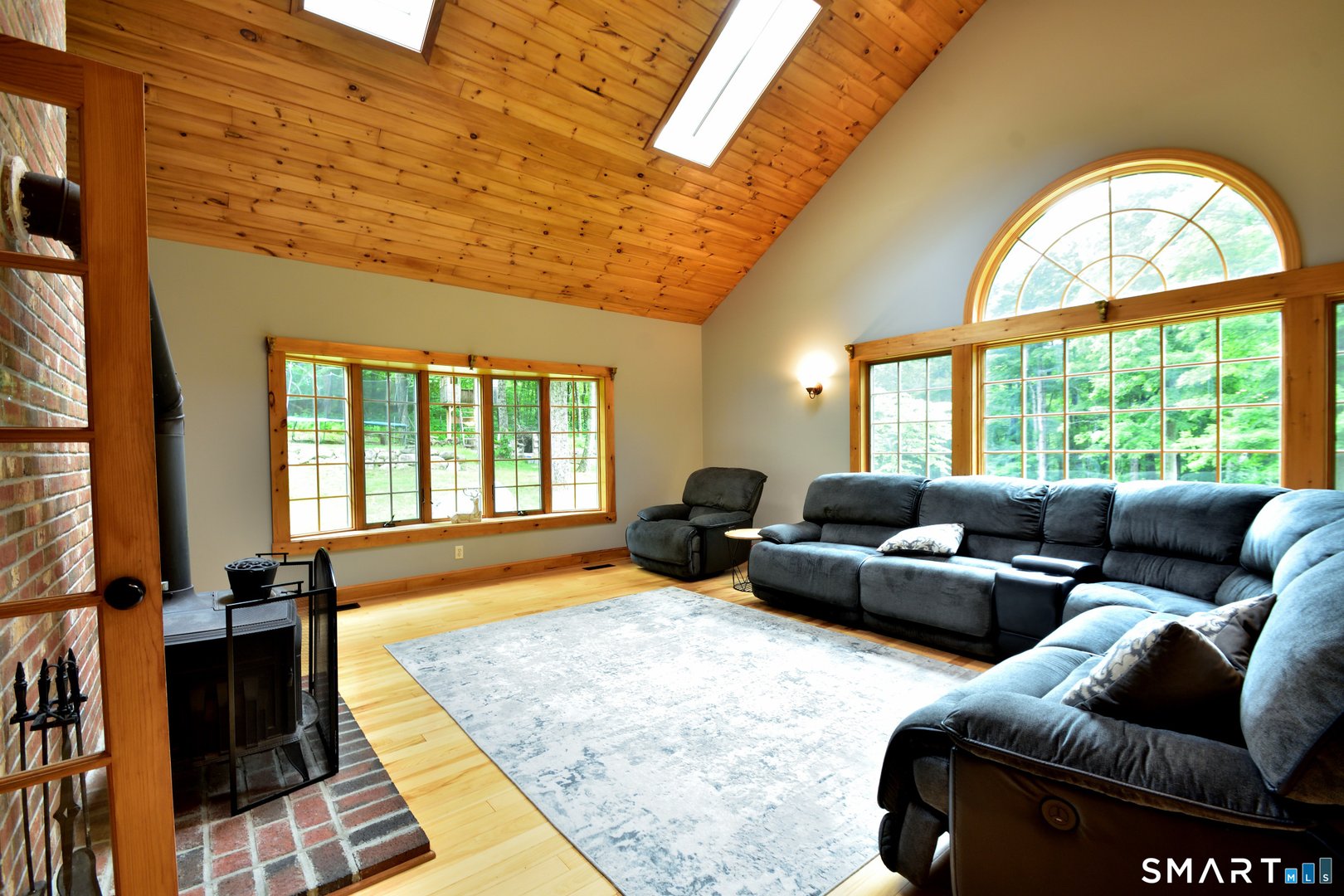 35 Rocky Road West Photo 18