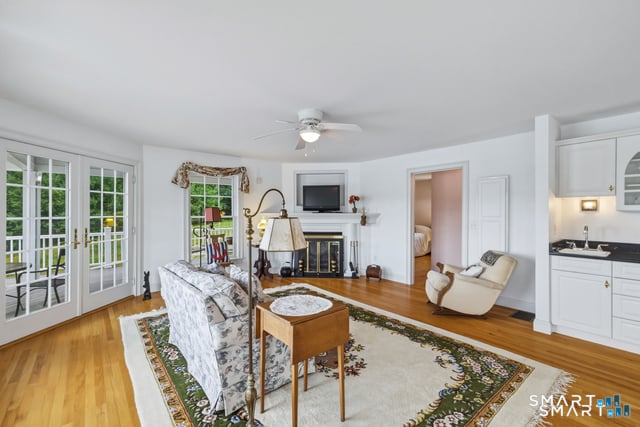 118 Kenwood Photo 15