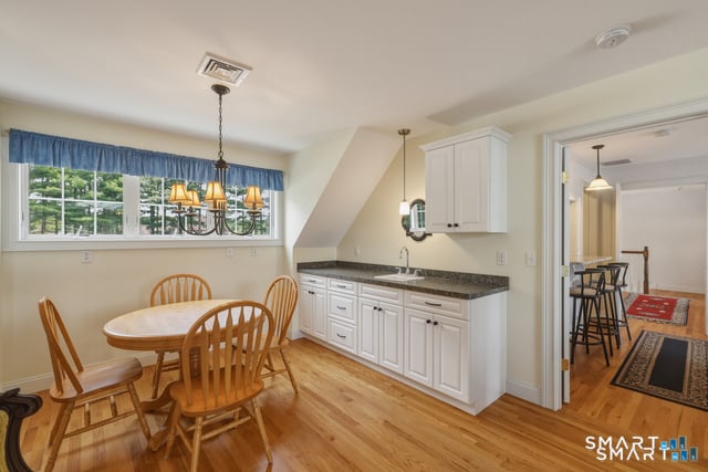 118 Kenwood Photo 33