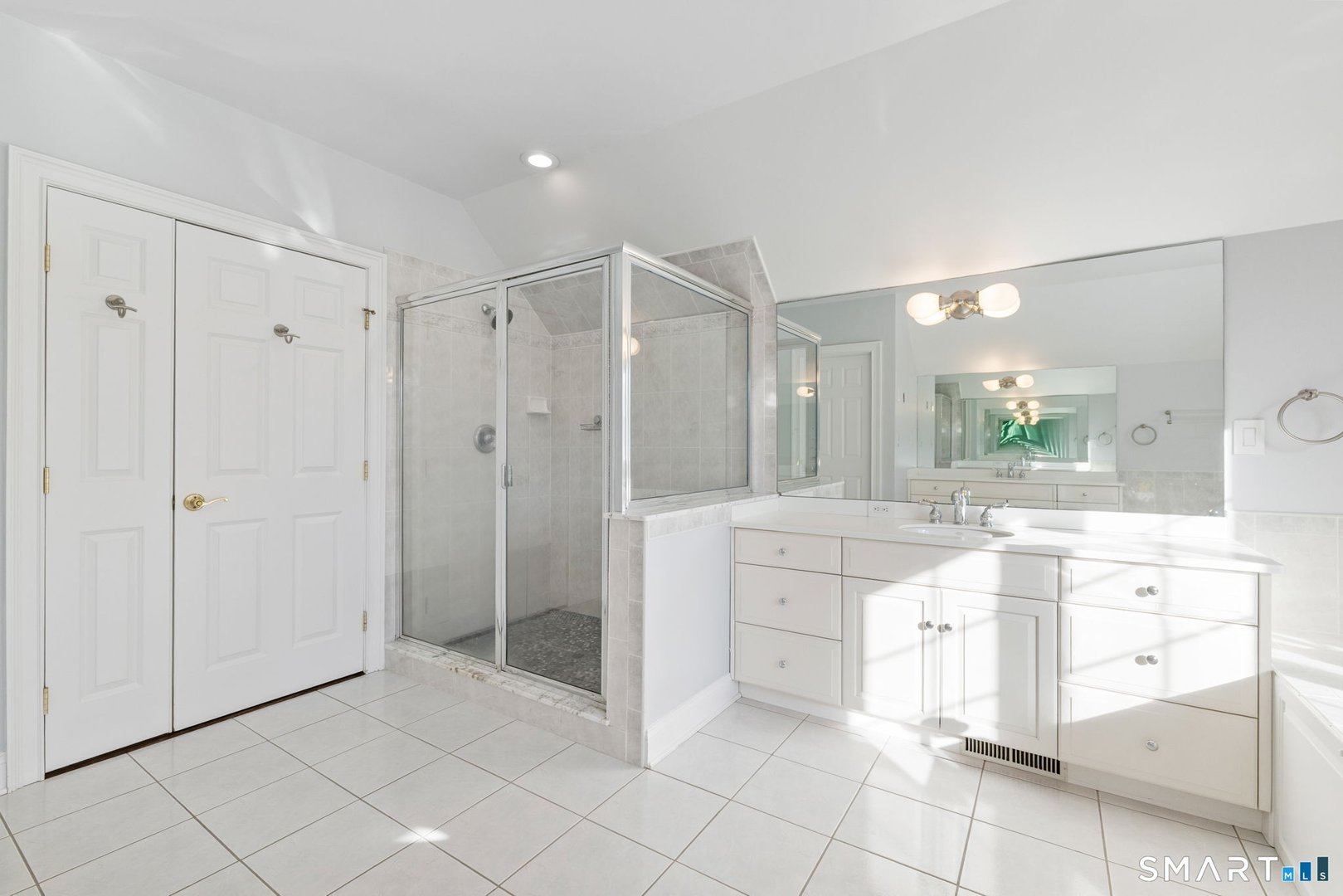 16 Robin Hood Lane Photo 33