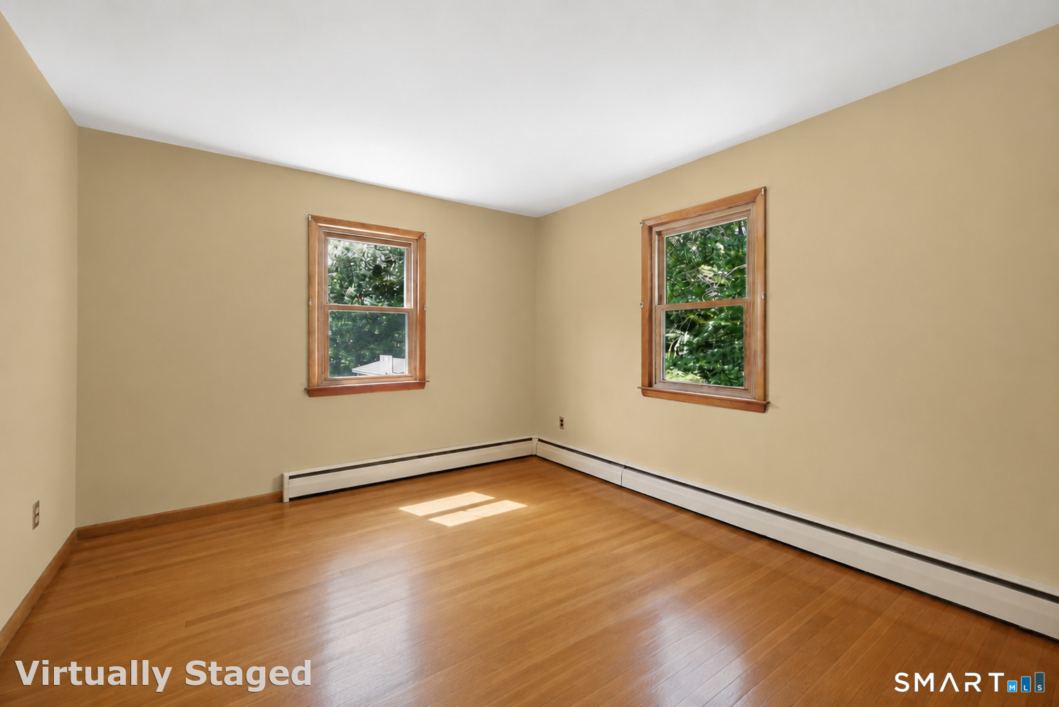 30 Maple Row Photo 18