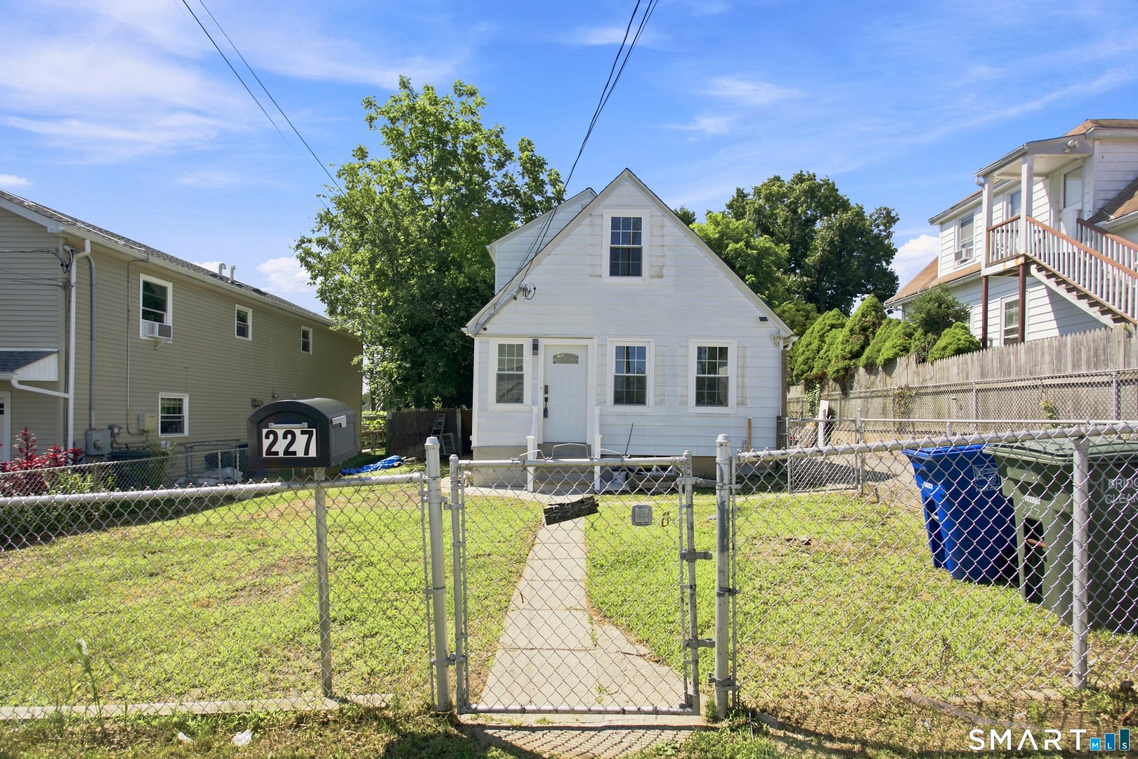 227 Sylvan Street Photo 1