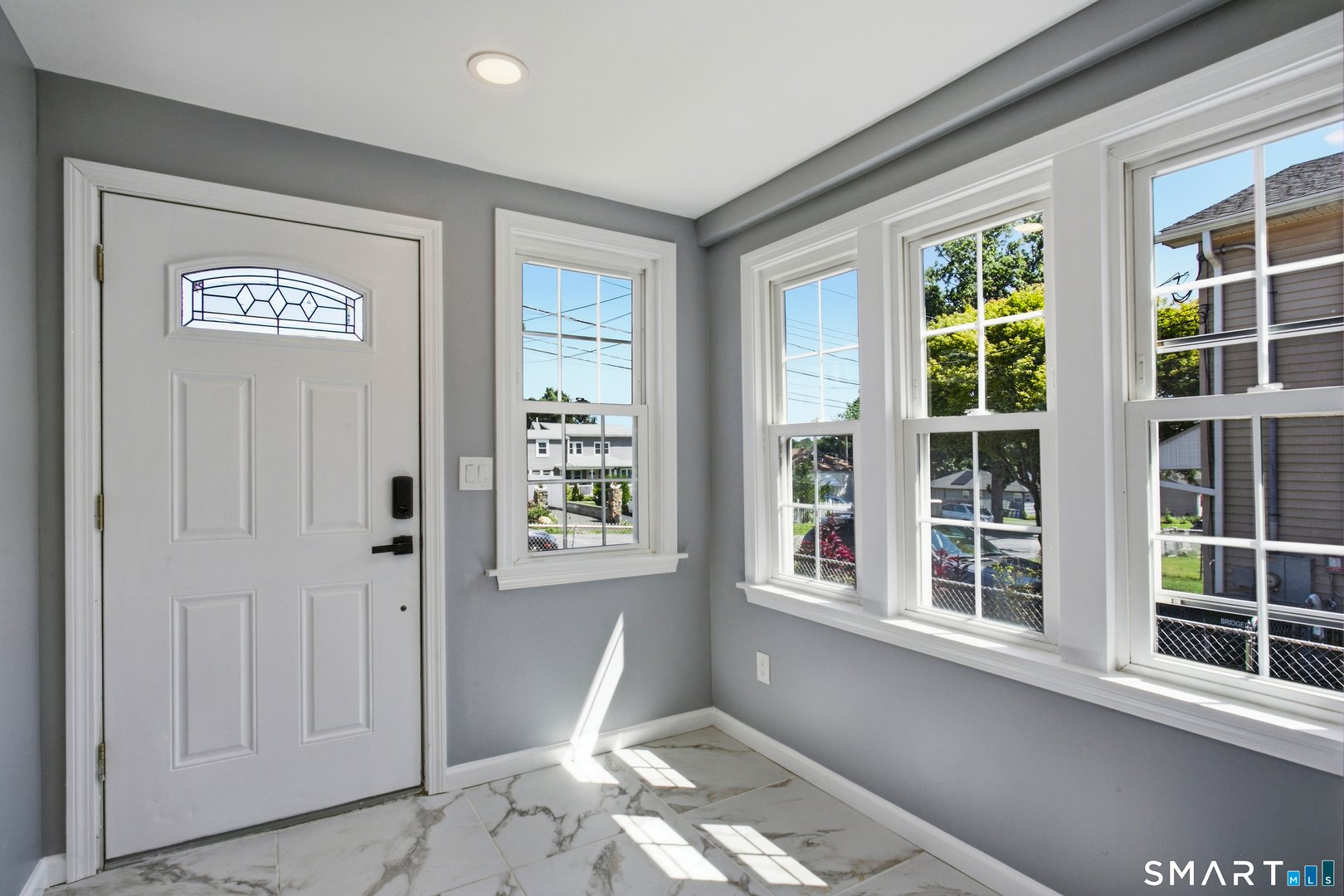 227 Sylvan Street Photo 12
