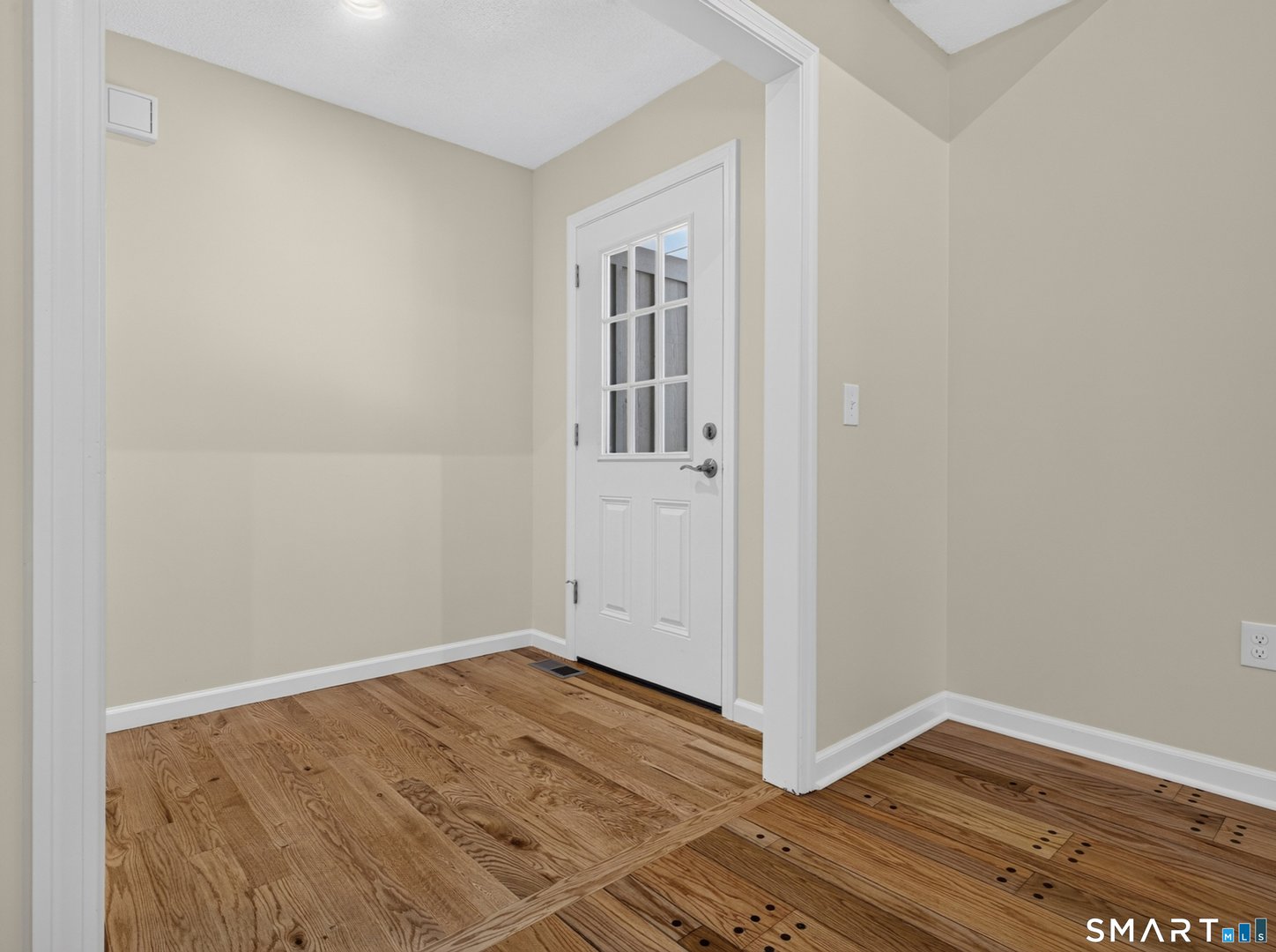 21 Woodland Drive Photo 6