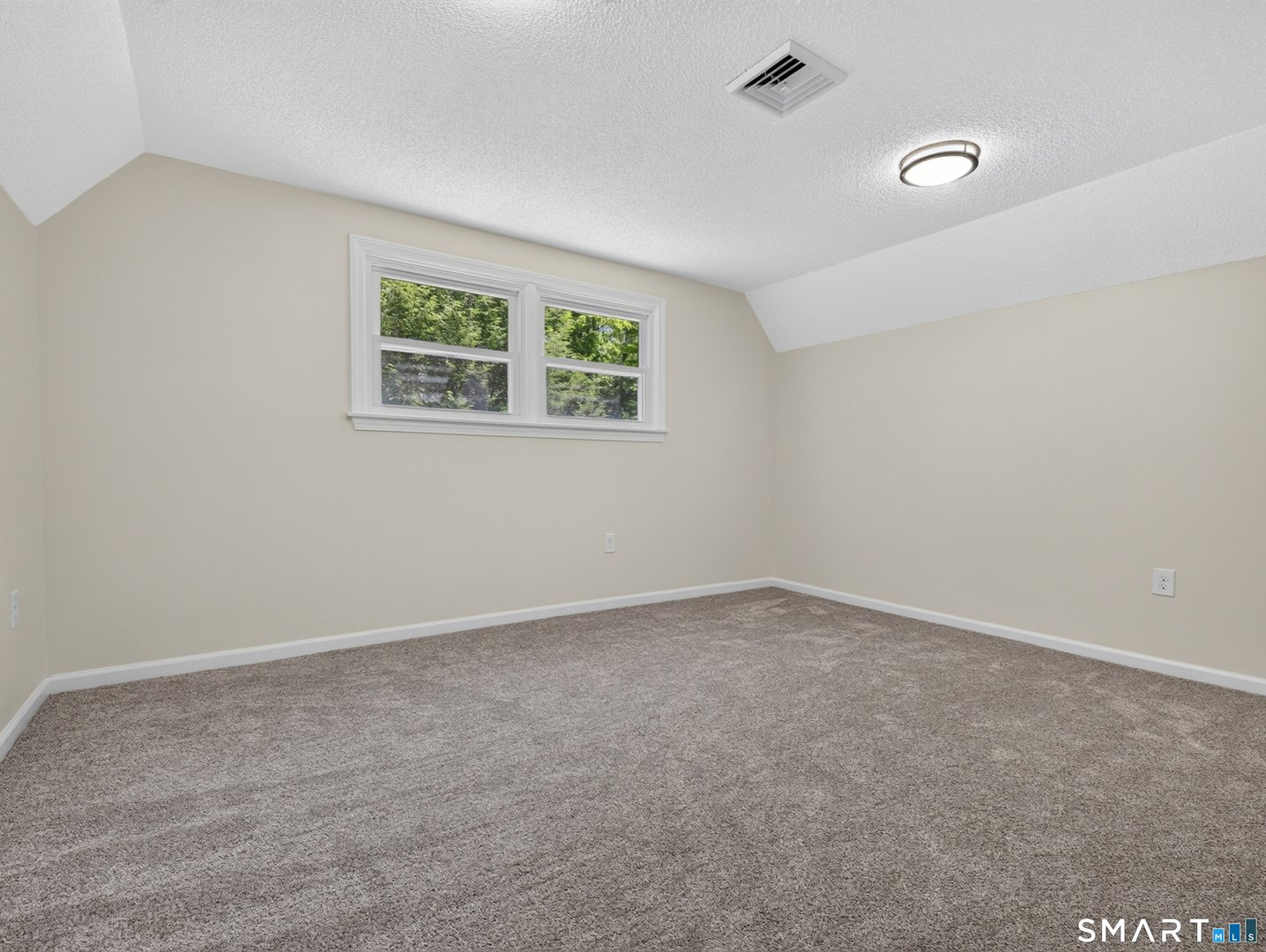 21 Woodland Drive Photo 27