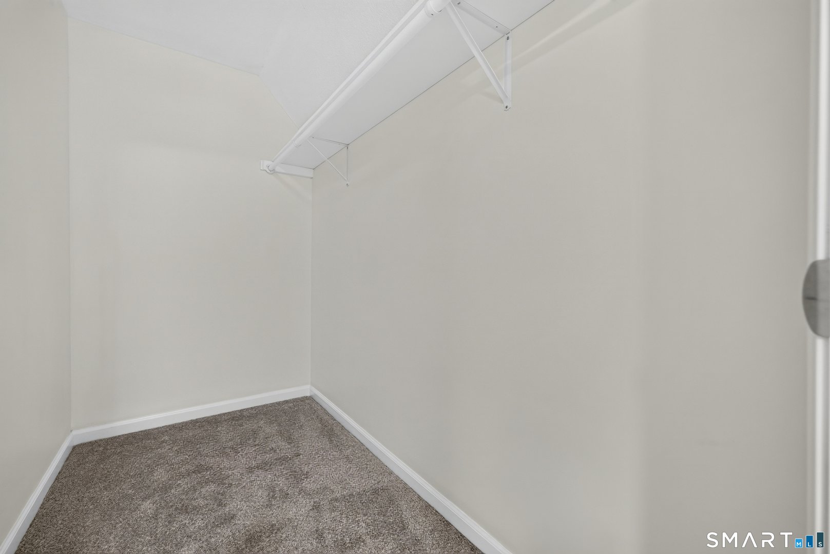 21 Woodland Drive Photo 28