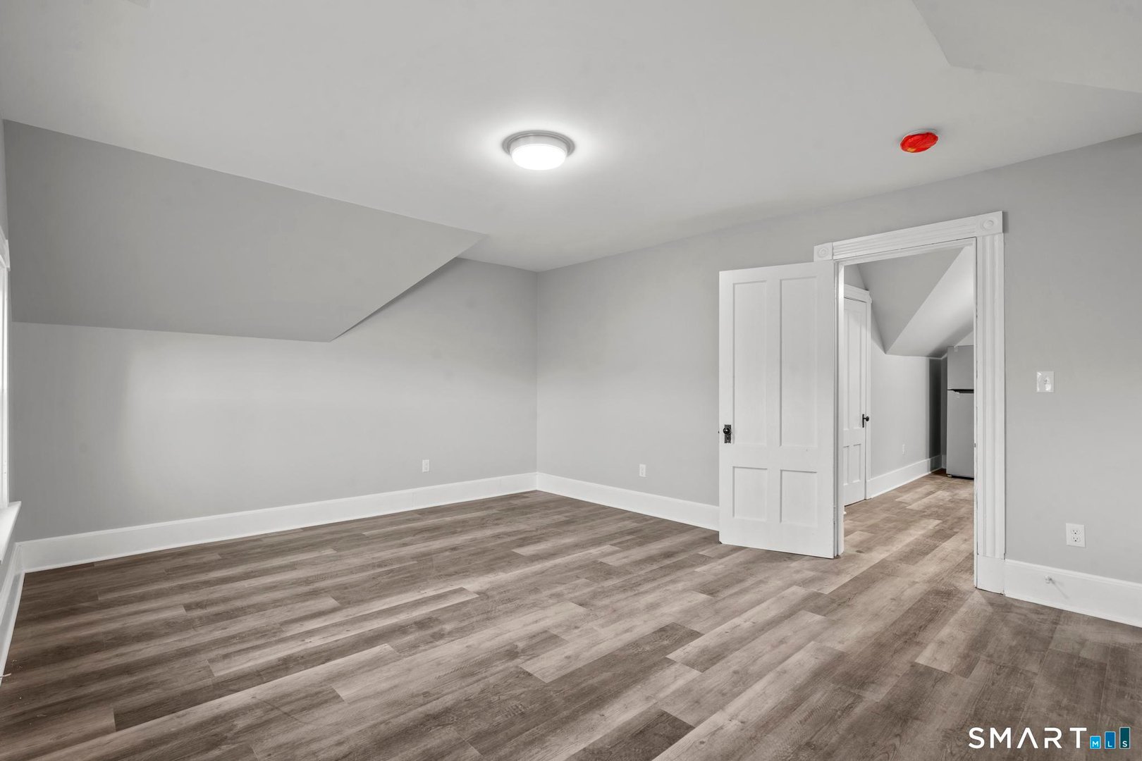 548 Ferry Street  #3 Photo 7