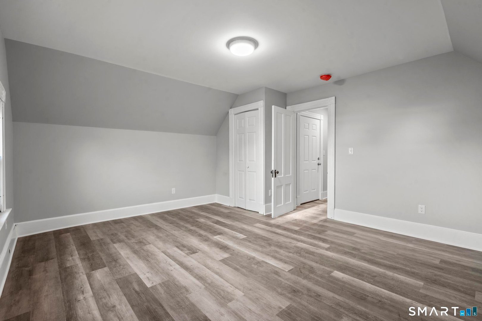 548 Ferry Street  #3 Photo 9