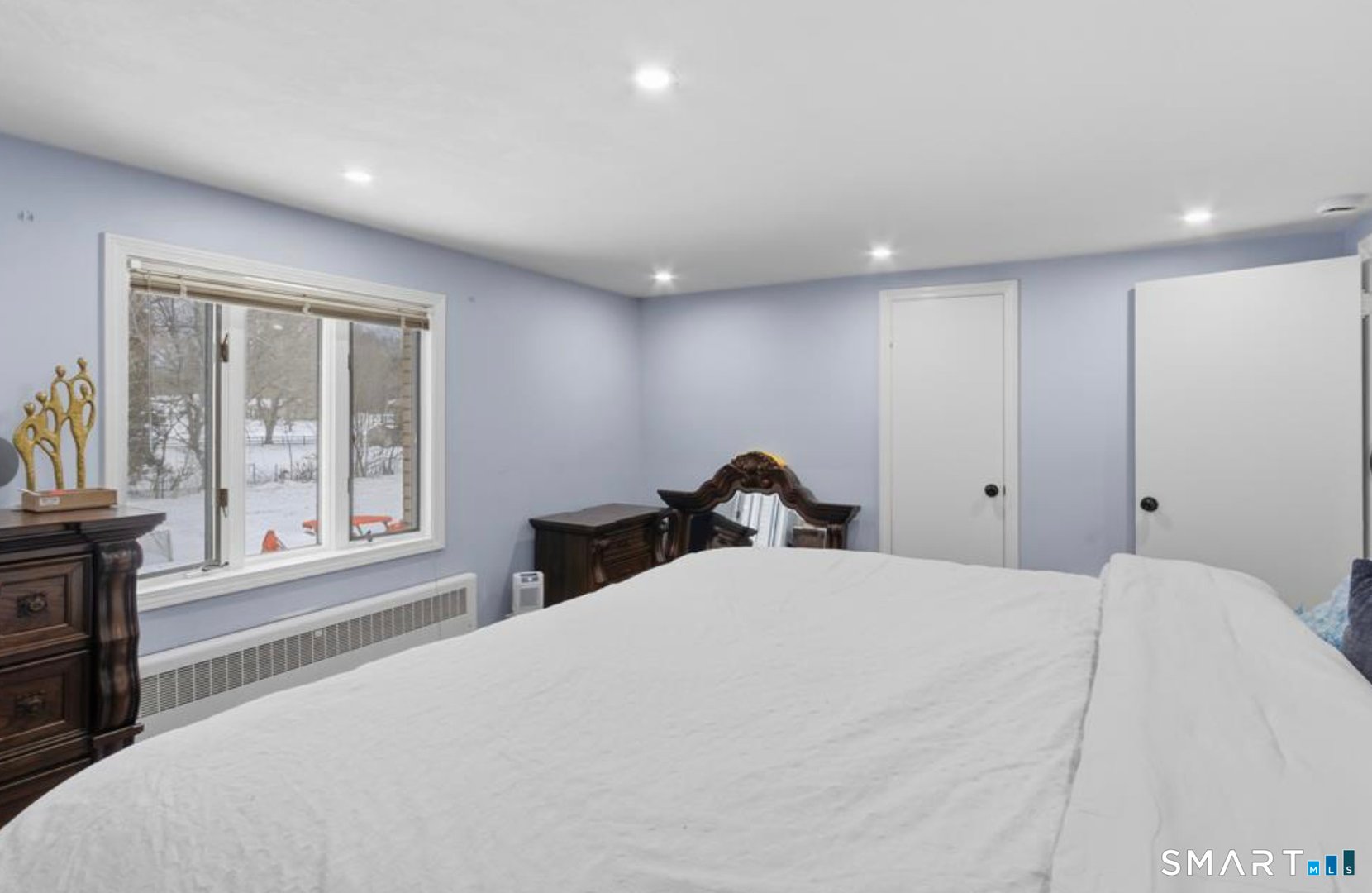 589 Racebrook Road Photo 12