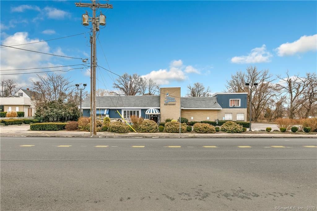 326 Ferry Boulevard Photo 1