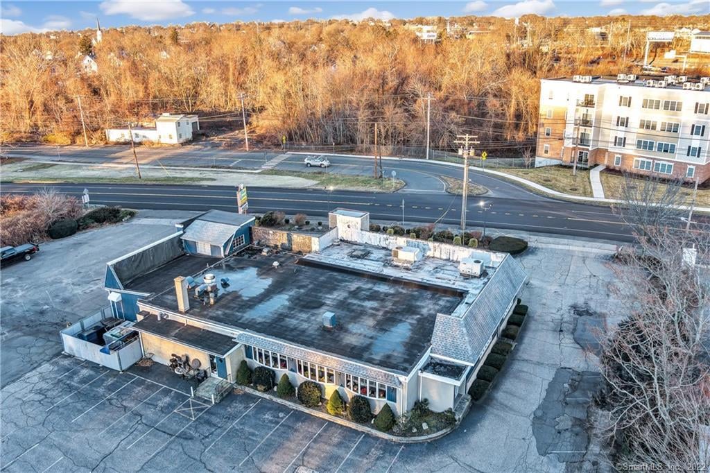 326 Ferry Boulevard Photo 9