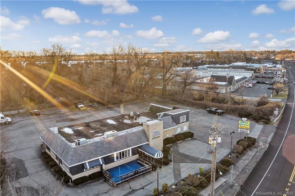 326 Ferry Boulevard Photo 10