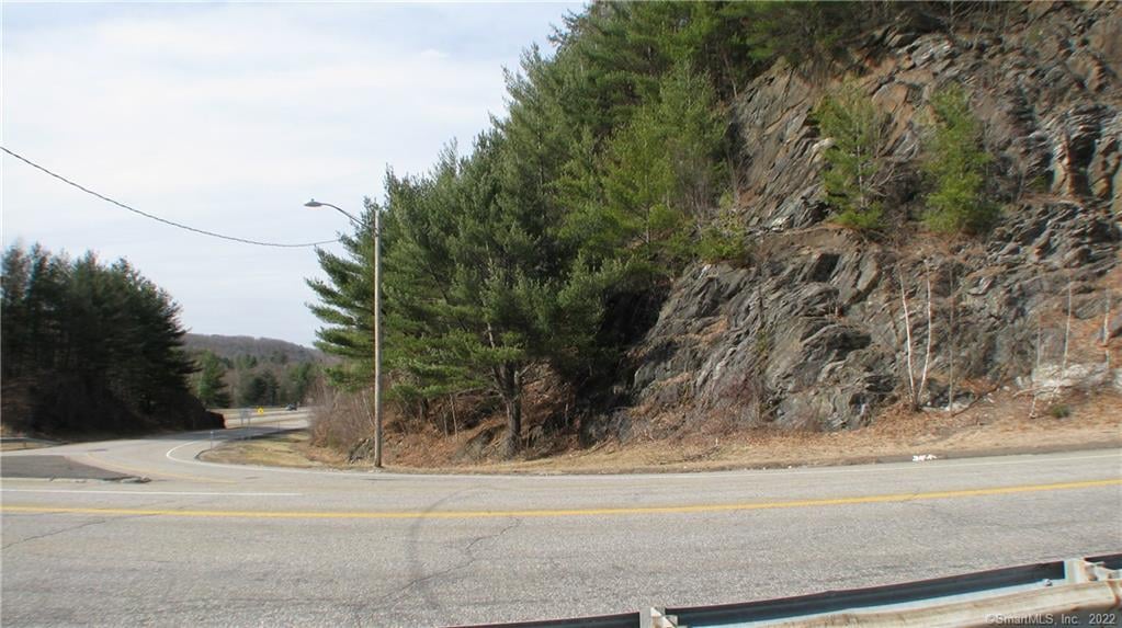 544 Litchfield Road Photo 4