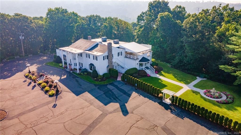 271 Federal Road Photo 5