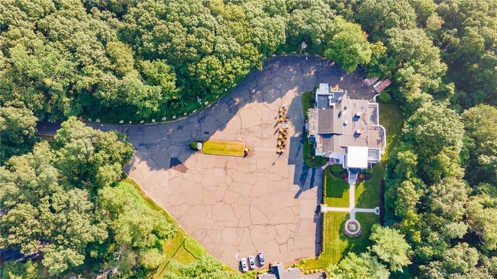 271 Federal Road Photo 7