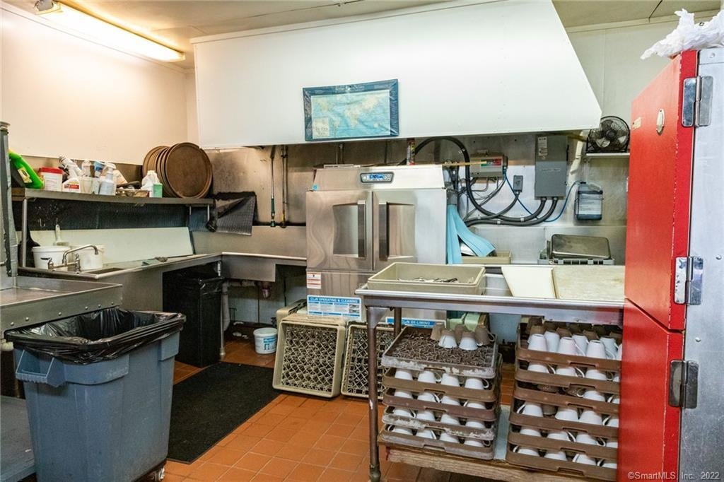 271 Federal Road Photo 27