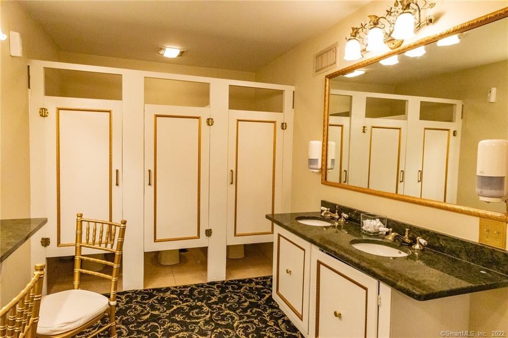 271 Federal Road Photo 28