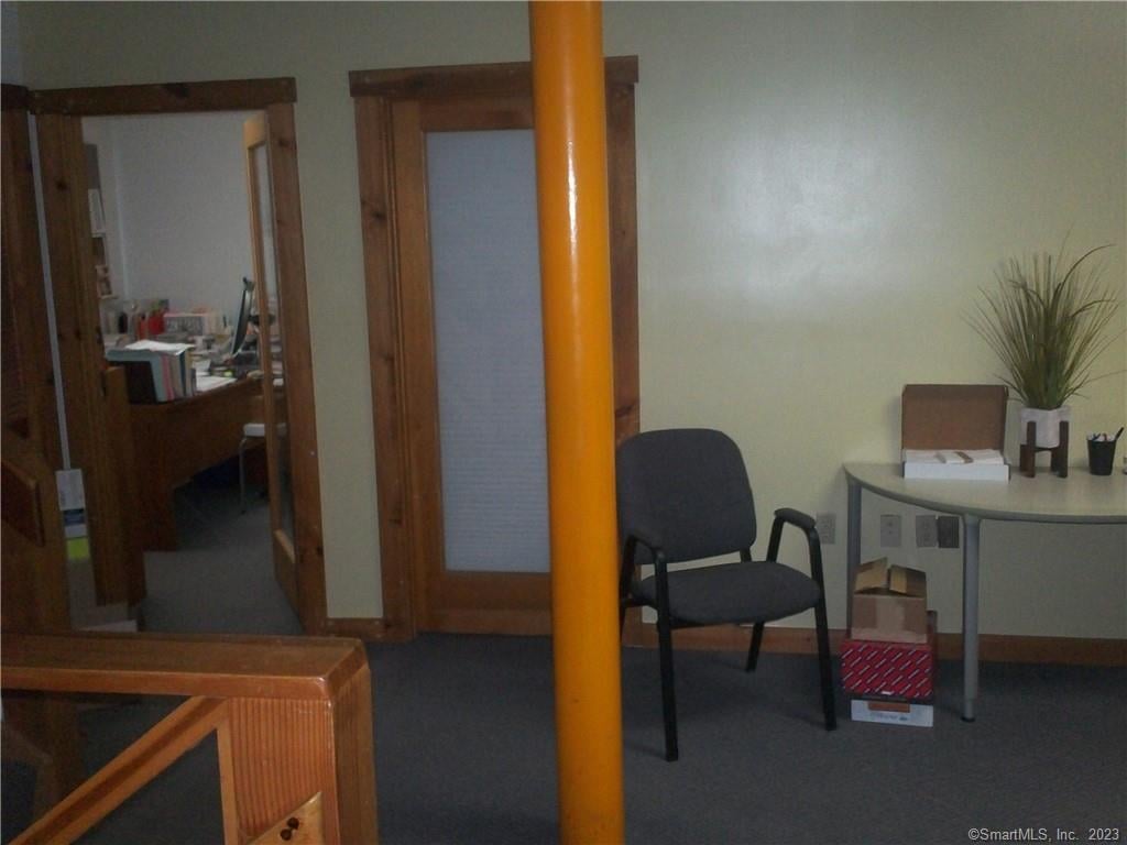 99 Citizens Drive Photo 2