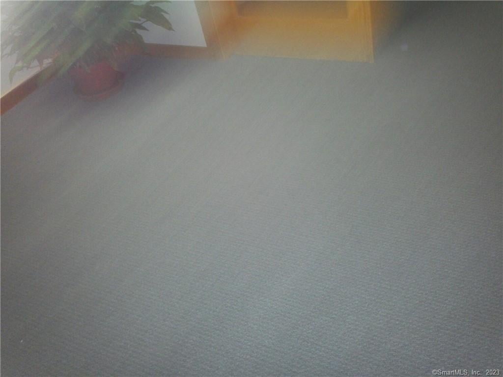 99 Citizens Drive Photo 14