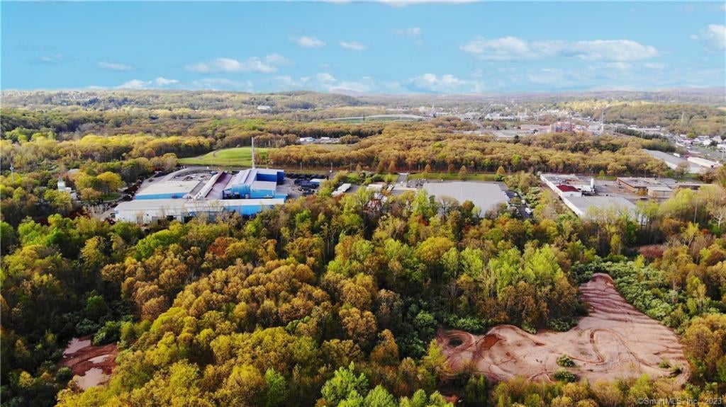 100-150 Dodge Avenue Photo 8