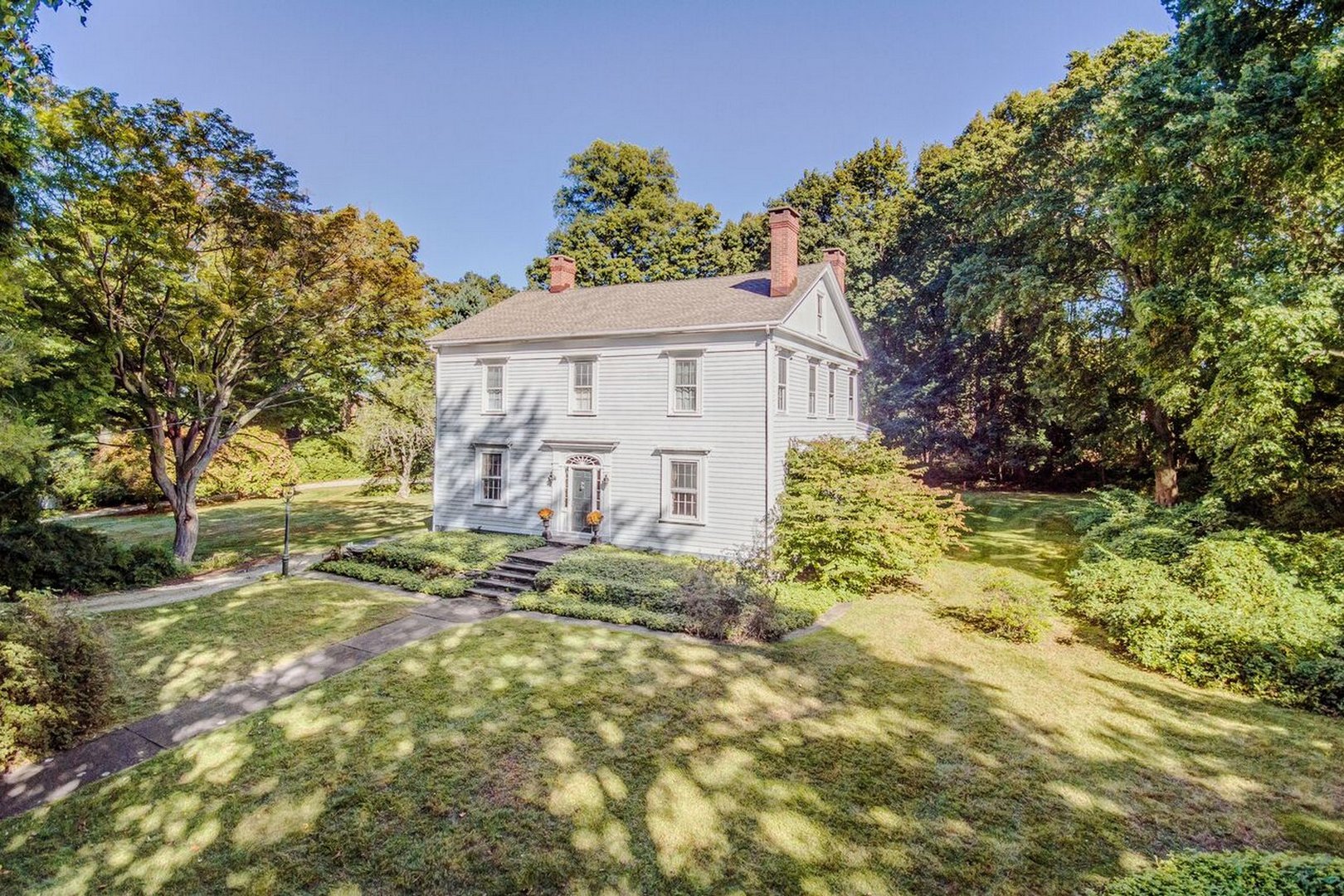 209 Sasco Hill Road Photo 1