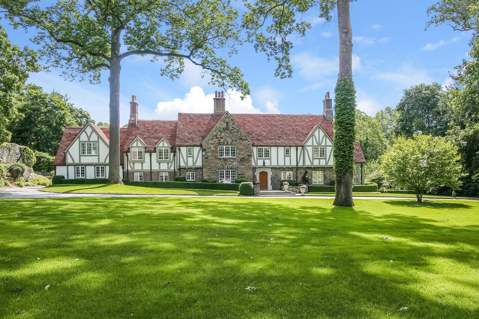 27 Archer Road Photo 1