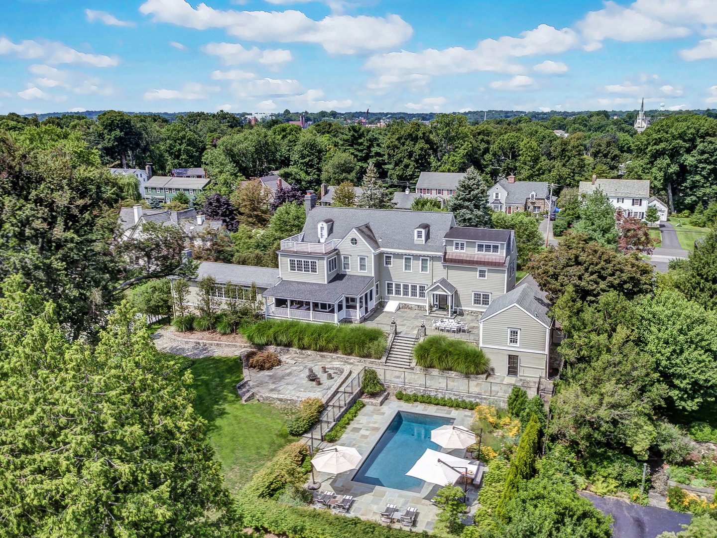 803 The Parkway Photo 1